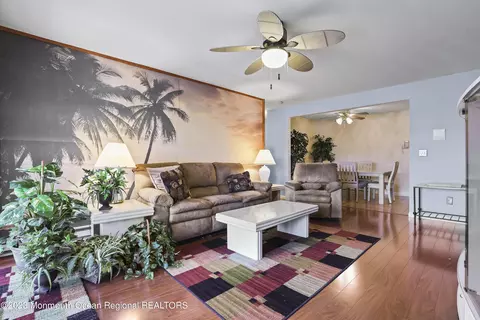 330 Shore Dr #E-15, Highlands, NJ 07732