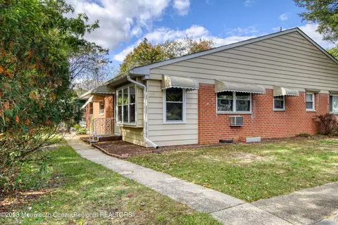12 Constitution Blvd #A, Whiting, NJ 08759