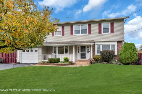 26 Wyoming Dr, Jackson, NJ 08527