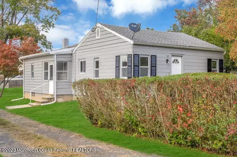 14 Mapletree Rd, Toms River, NJ 08753