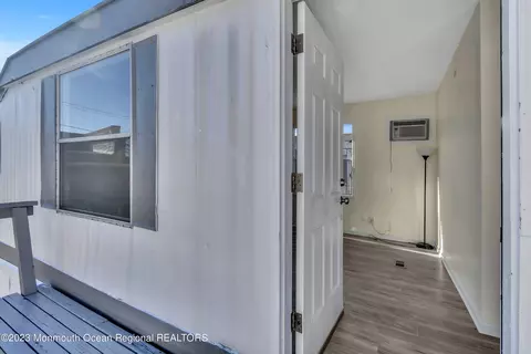 83 Ruth St, Hazlet, NJ 07730