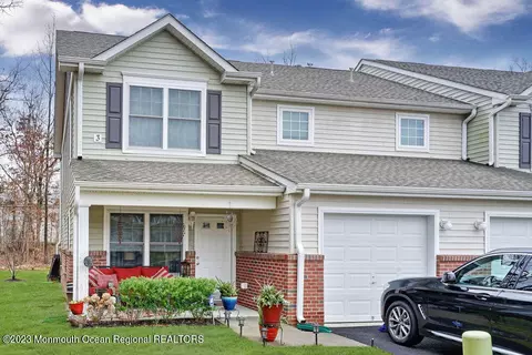 301 Harvest Way #801, Toms River, NJ 08755