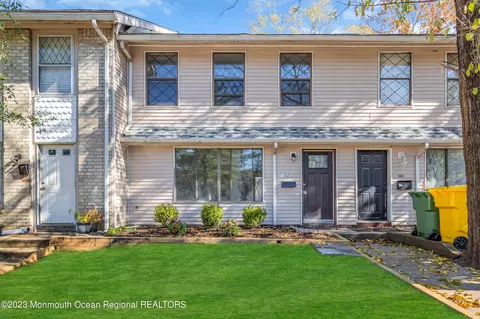 152 Governors Rd, Lakewood, NJ 08701