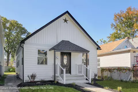 17 N Shore St, Keansburg, NJ 07734