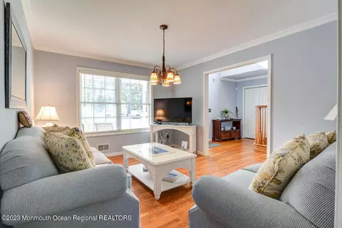 608 Shadow Way, Brick, NJ 08724 photo 6