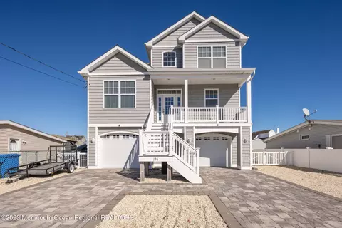 136 Patty Ln, Beach Haven West, NJ 08050