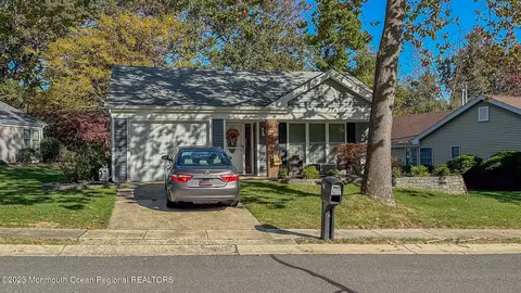 1514 Serrata Way, Toms River, NJ 08755