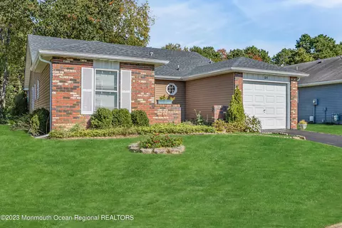 43 Greenbriar Blvd, Brick, NJ 08724