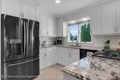 1108 Sunset Dr, Brielle, NJ 08730 photo 7