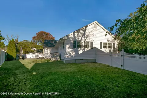 1108 Sunset Dr, Brielle, NJ 08730 photo 32