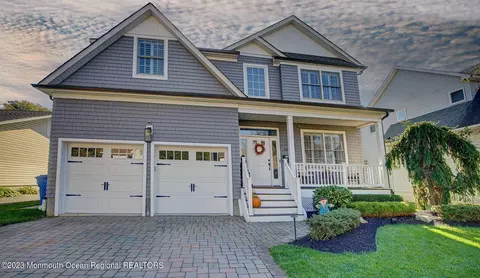 48 Forman St, Fair Haven, NJ 07704
