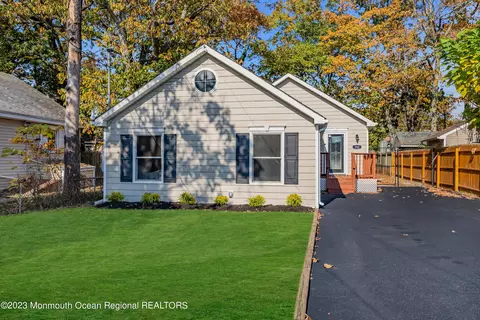 954 Midvale Ave, Brick, NJ 08723