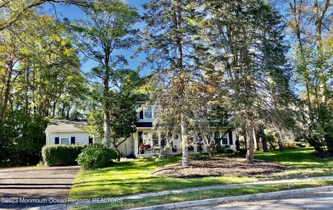 12 Spicy Pond Rd, Howell, NJ 07731