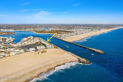 45 Harborhead Dr, Point Pleasant Beach, NJ 08742