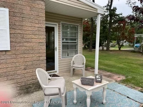 7 Cypress St #D, Toms River, NJ 08757