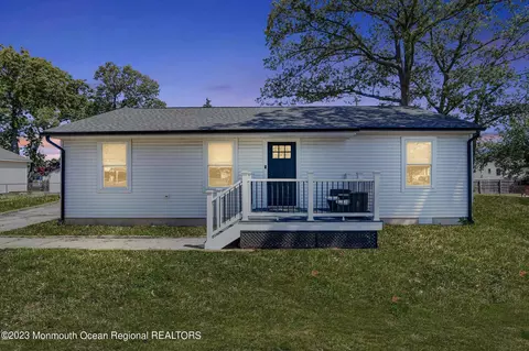 232 Maine St, Toms River, NJ 08753
