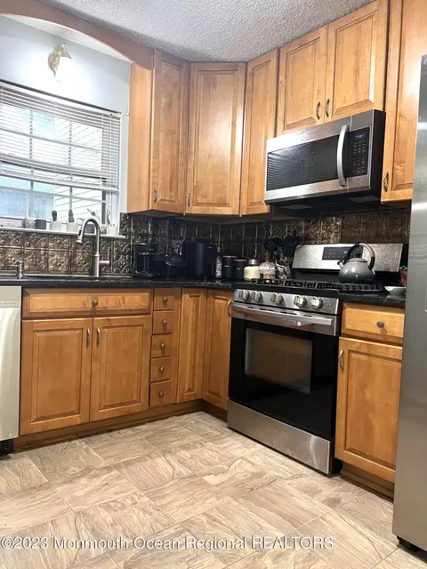 31 Eucalyptus Ct, Jackson, NJ 08527 photo 9