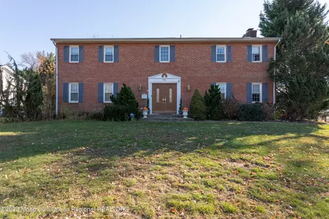 76 Sunset Dr, Mount Holly, NJ 08060