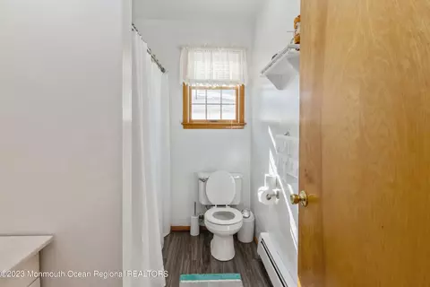 405 6th St, Waretown, NJ 08758 photo 10