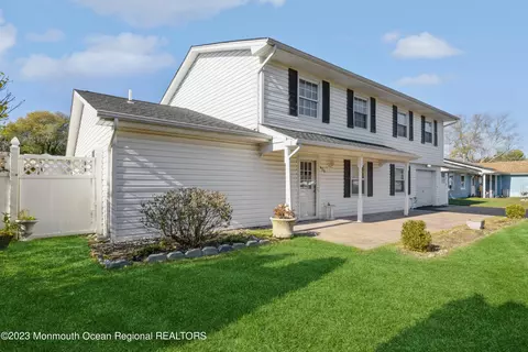 405 6th St, Waretown, NJ 08758 photo 2