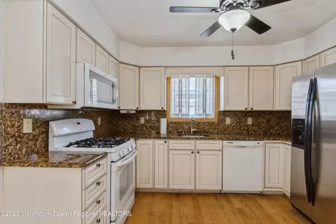 405 6th St, Waretown, NJ 08758 photo 9