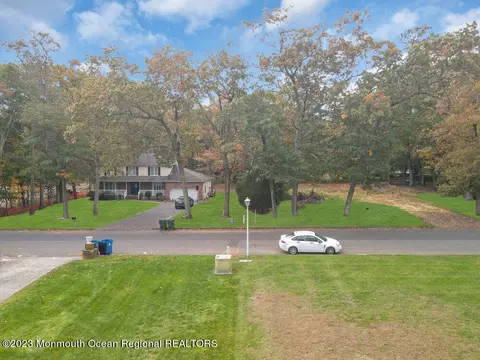 5 Galassi Ct, Jackson, NJ 08527 photo 4