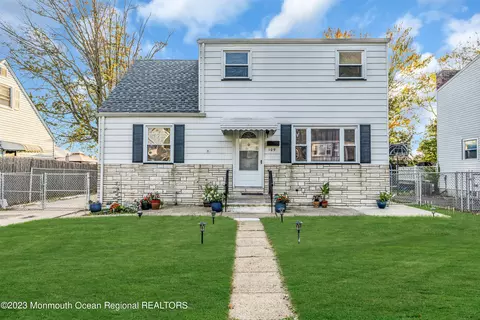 109 Wilson Ave, Parlin, NJ 08859