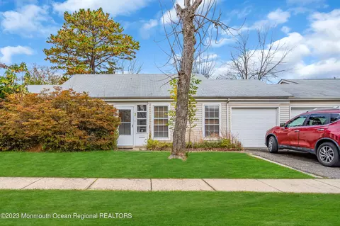2 Petunia Dr # A, Lakewood, NJ 08701