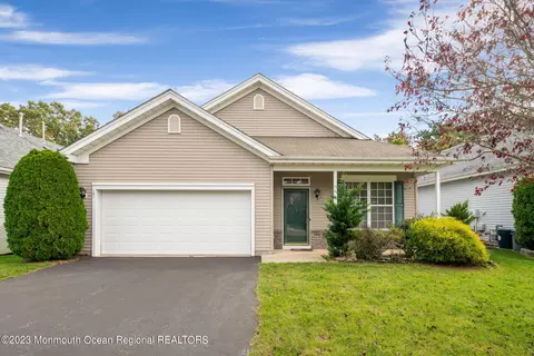 141 Sandpiper Rd, Barnegat, NJ 08005