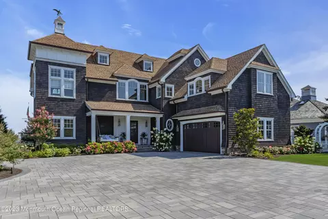 296 Dutchmans Point Rd, Mantoloking, NJ 08738