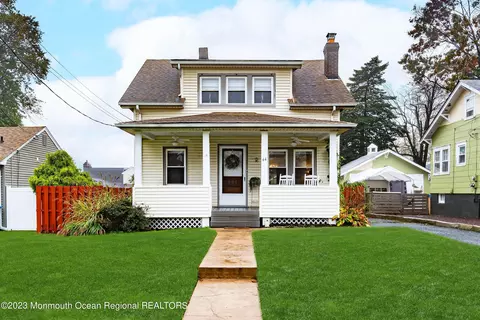 44 Highland Ave, Leonardo, NJ 07737