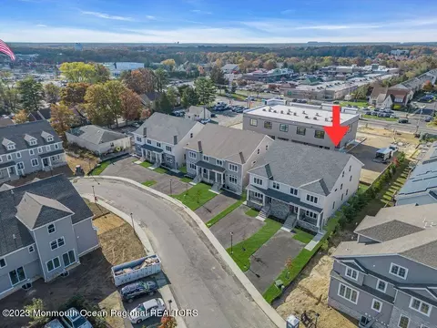 16 Blue River Way, Lakewood, NJ 08701