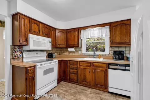 103 White Rd, Jackson, NJ 08527 photo 25
