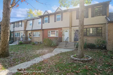 1258 Isadora Ct, Brick, NJ 08724