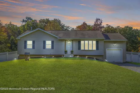 222 Leesville Rd, Jackson, NJ 08527