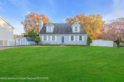 732 4th Ave, Manchester, NJ 08759
