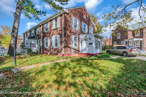 1003 Ironside Rd, Camden, NJ 08104