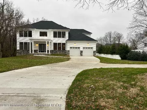 37 Symmes Dr # A, Manalapan, NJ 07726