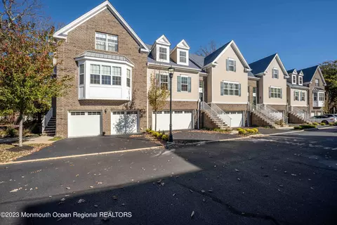 2403 Greentree Dr, Manasquan, NJ 08736