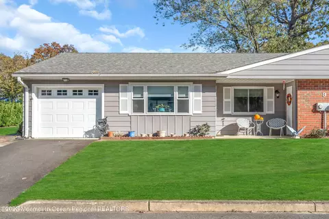 9 Montana Dr #B, Whiting, NJ 08759