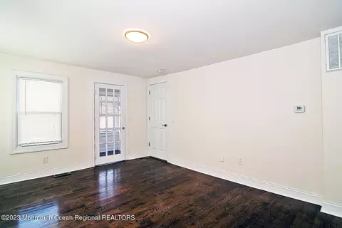 28 Main St, Waretown, NJ 08758 photo 10
