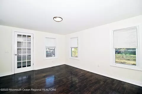 28 Main St, Waretown, NJ 08758 photo 7