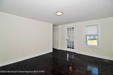 28 Main St, Waretown, NJ 08758 photo 6