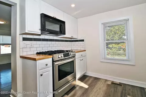 28 Main St, Waretown, NJ 08758 photo 14