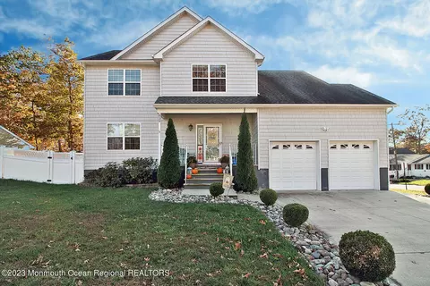 839 Elwood St, Forked River, NJ 08731