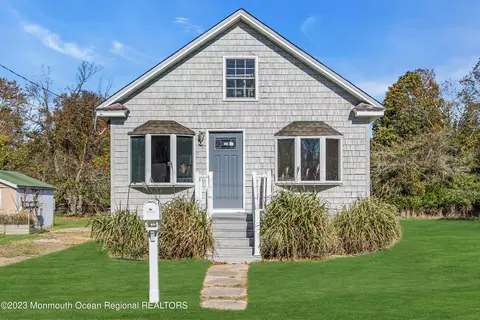 36 Fern Dr, Little Egg Harbor, NJ 08087