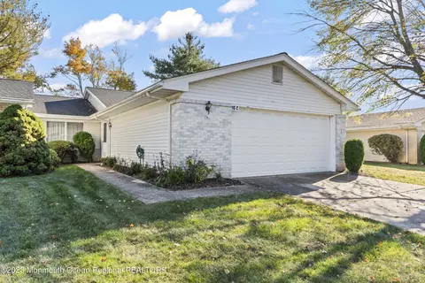 716 Delair Rd # C, Monroe, NJ 08831