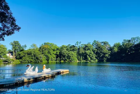 14 Daniel Dr, Matawan, NJ 07747 photo 44