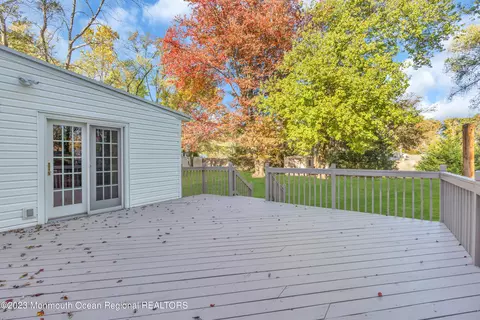 14 Daniel Dr, Matawan, NJ 07747 photo 36