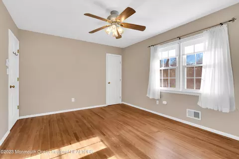 14 Daniel Dr, Matawan, NJ 07747 photo 31